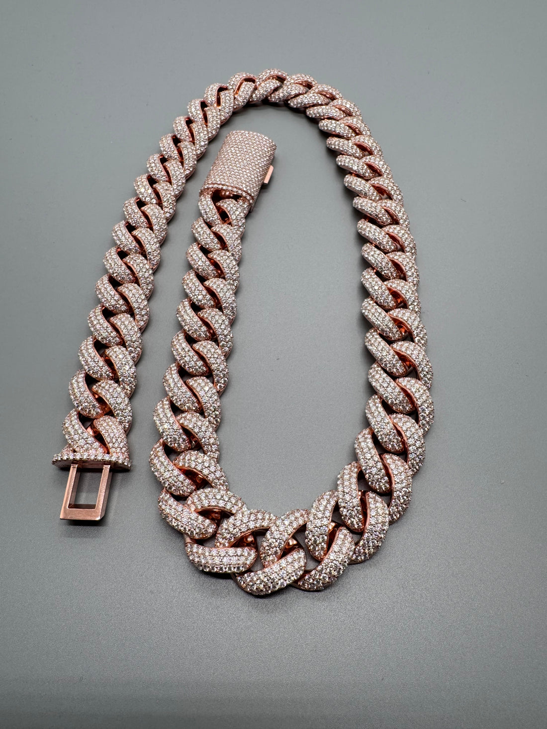 18MM VVS1 Moissanite Cuban chain